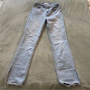 Abercrombie & Fitch Ultra High Rise 90s Straight Jean. Size 24R.